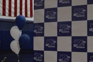 Wonderful step and repeat 